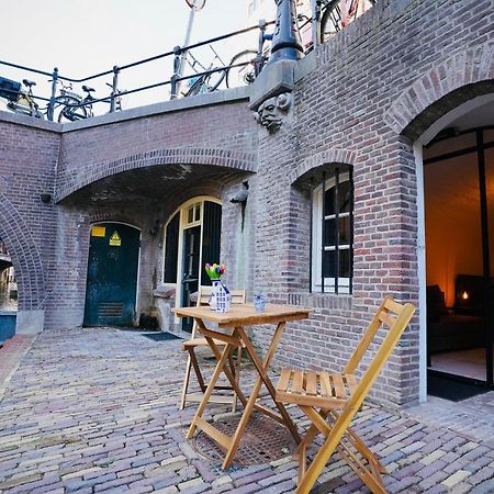 Bed and Breakfast Slapen Onder De Dom Utrecht Esterno foto