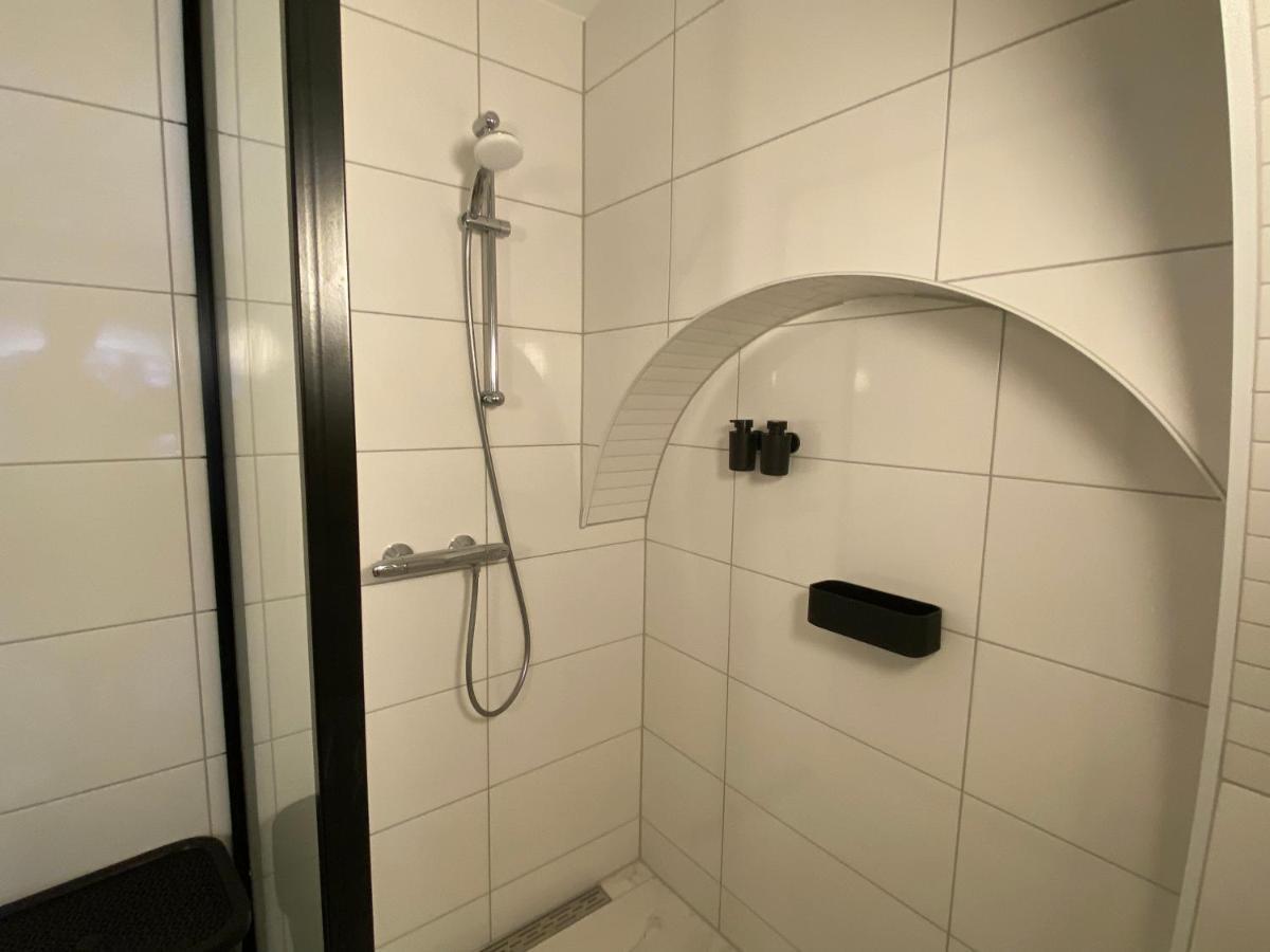 Bed and Breakfast Slapen Onder De Dom Utrecht Esterno foto