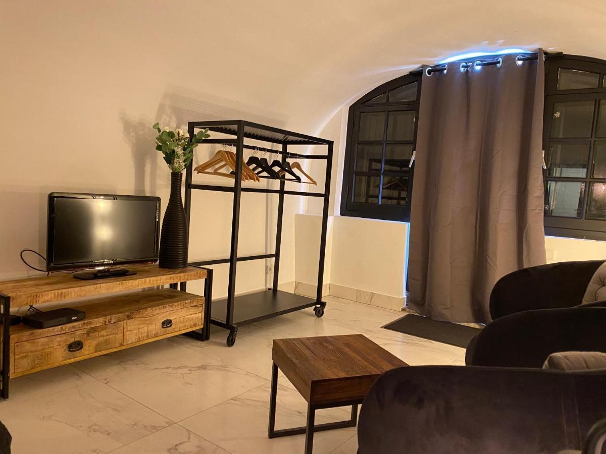 Bed and Breakfast Slapen Onder De Dom Utrecht Esterno foto