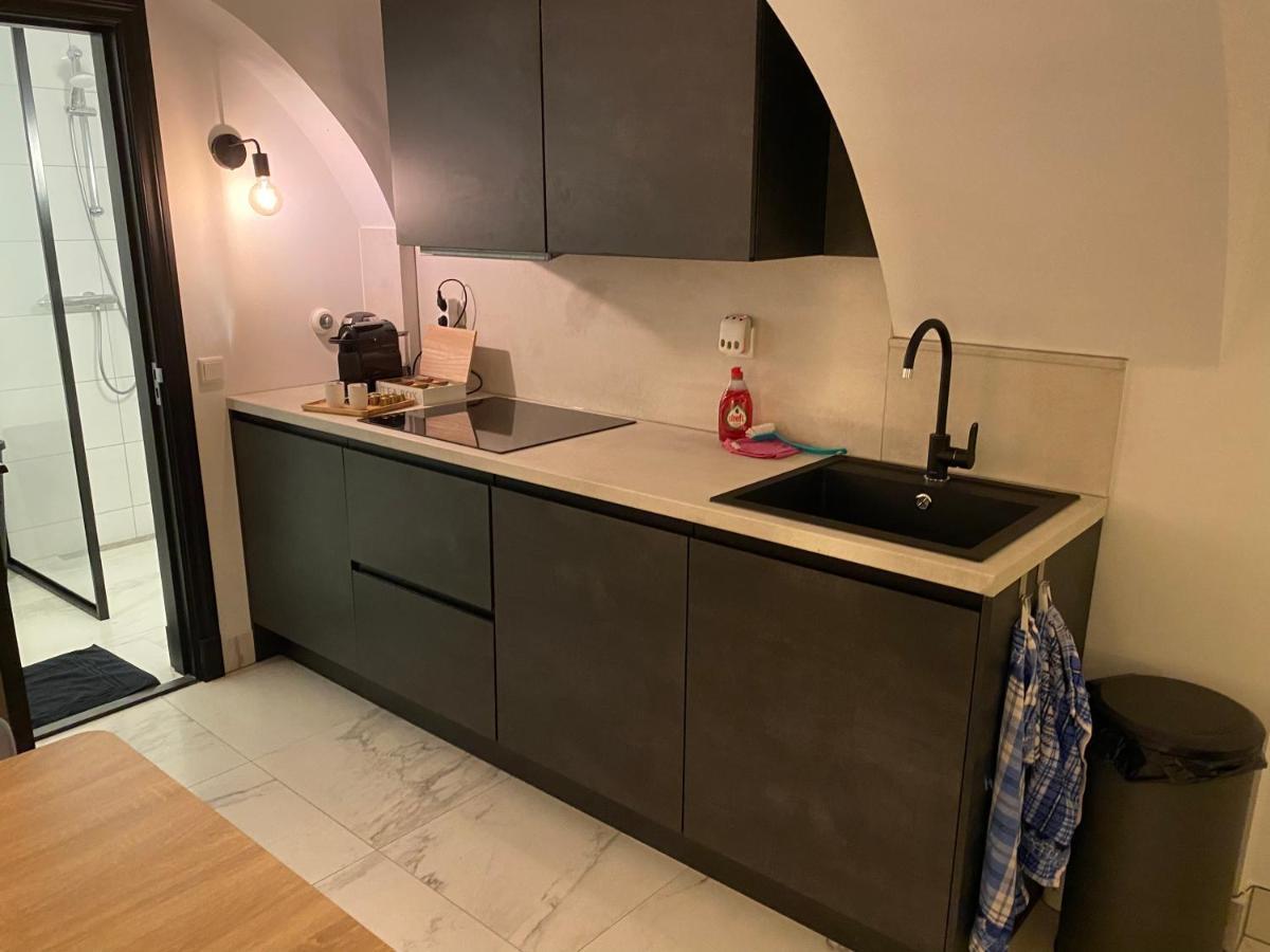 Bed and Breakfast Slapen Onder De Dom Utrecht Esterno foto