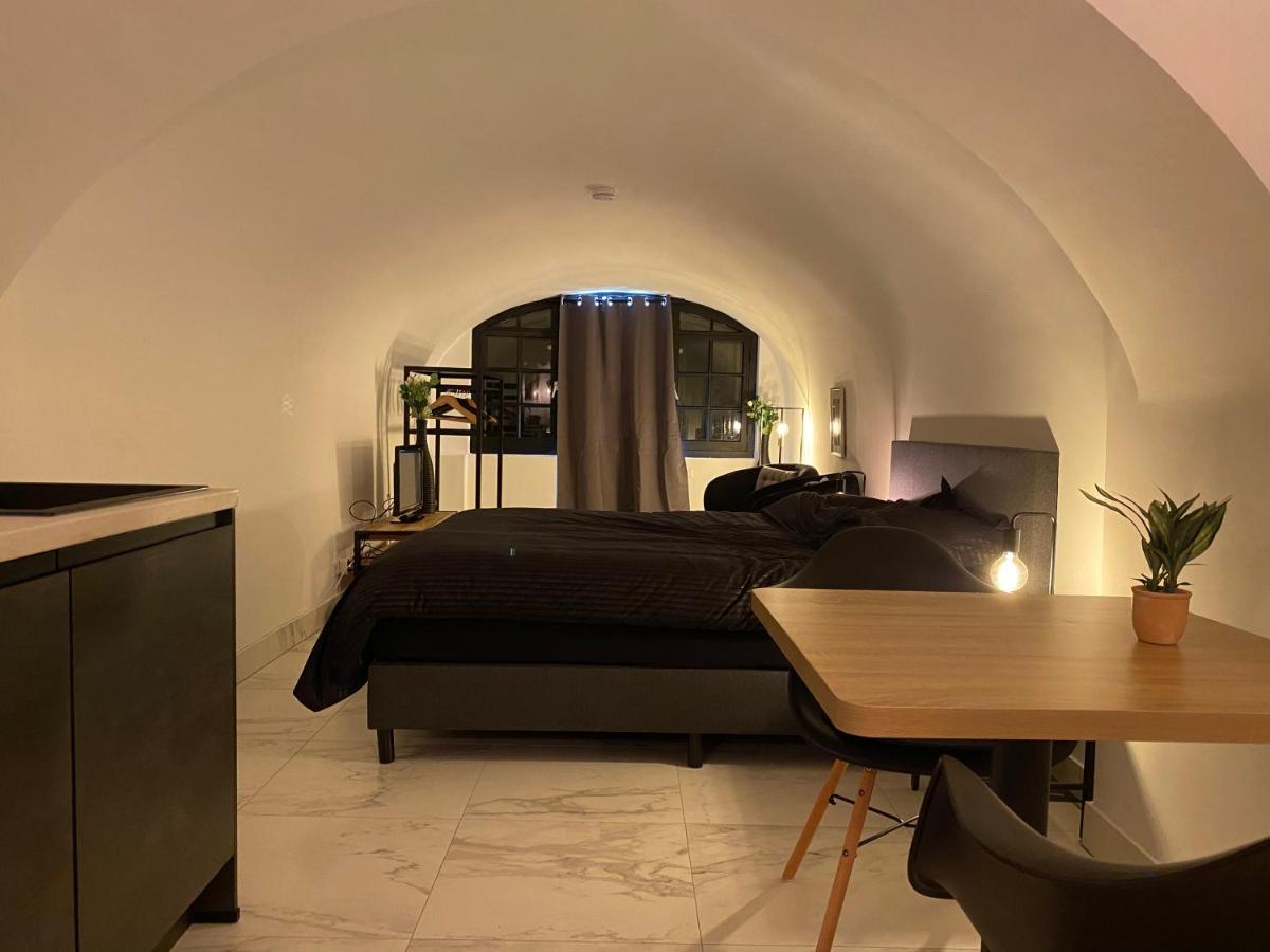 Bed and Breakfast Slapen Onder De Dom Utrecht Esterno foto