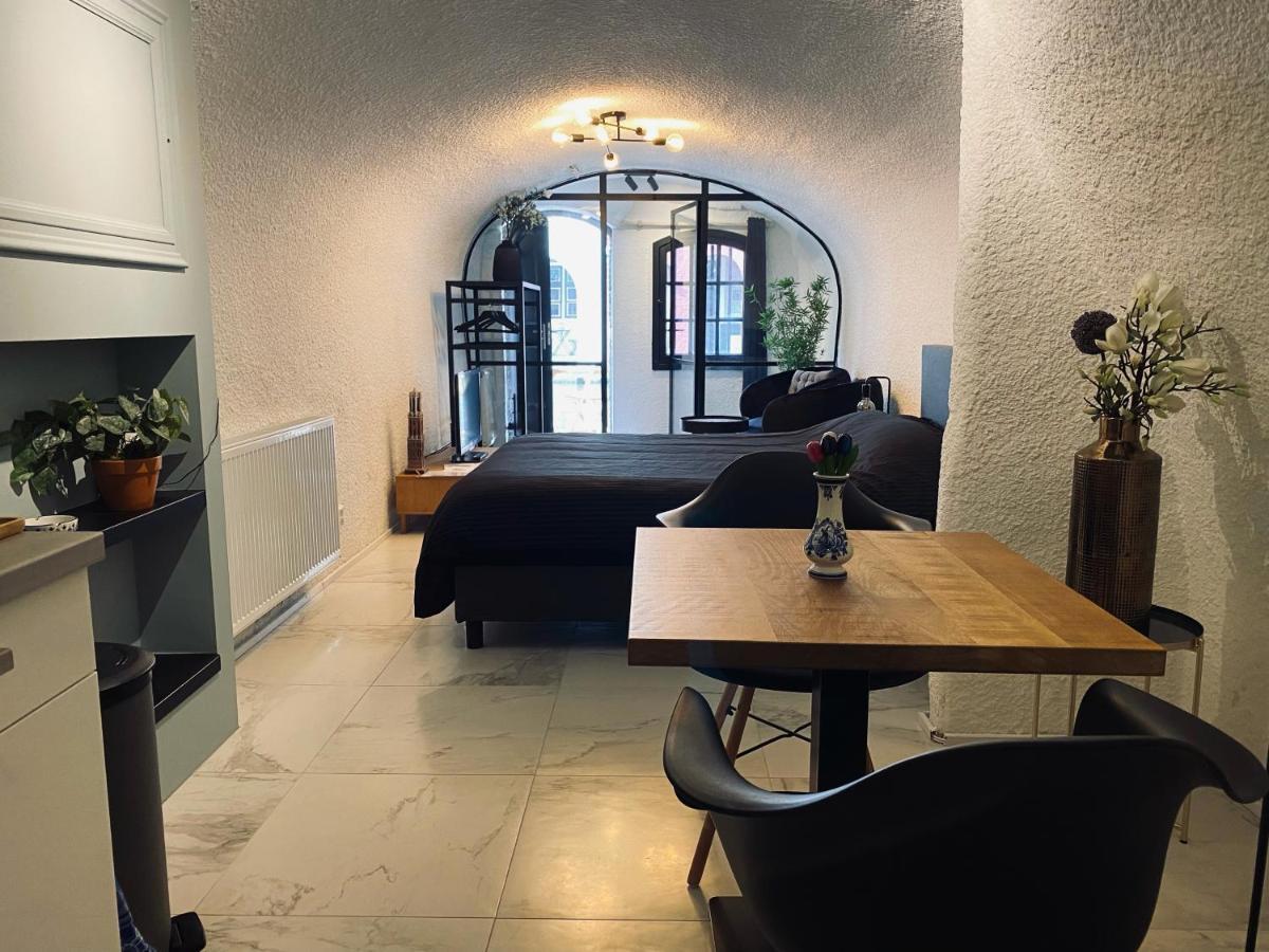Bed and Breakfast Slapen Onder De Dom Utrecht Esterno foto